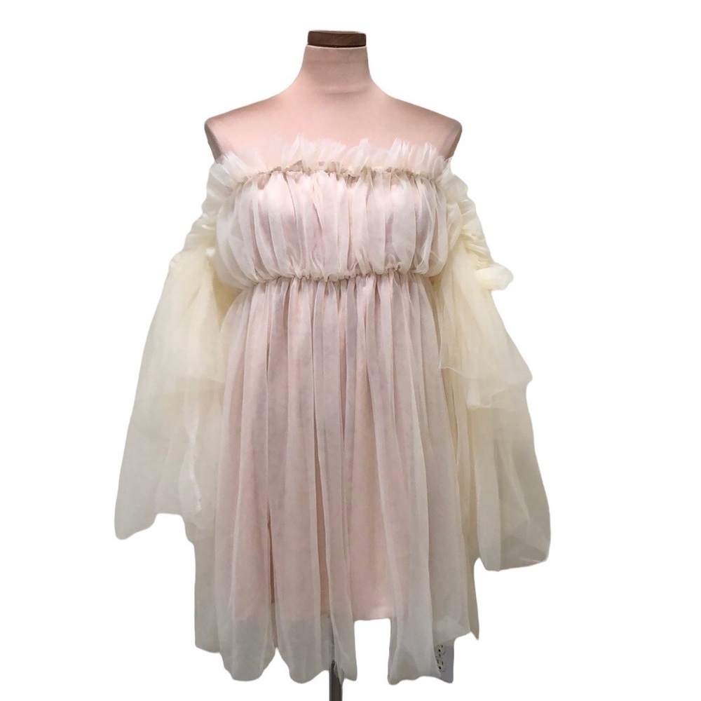 SOLD Francesca’s Collection Off Shoulder Bell Sleeve Cream Tulle Dress Size XL - Picture 1 of 9